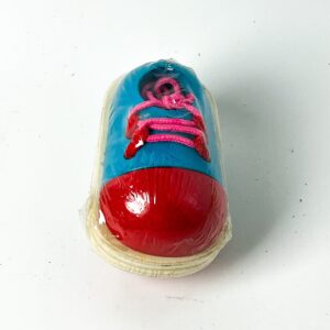 paire de chaussures -A-